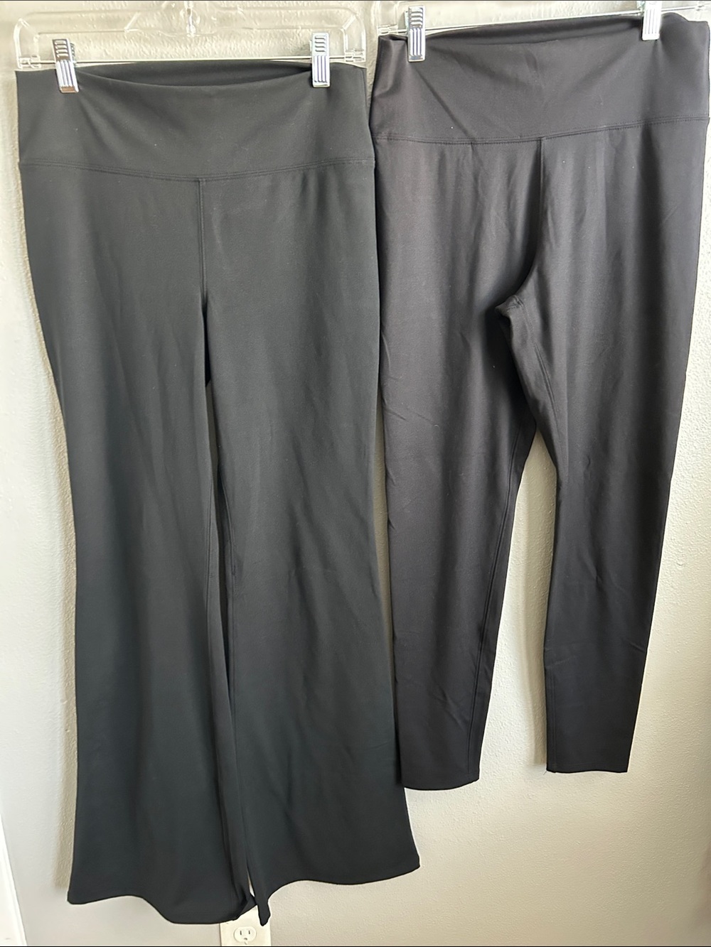 Wild fable butterbliss flare pants and leggings size XL